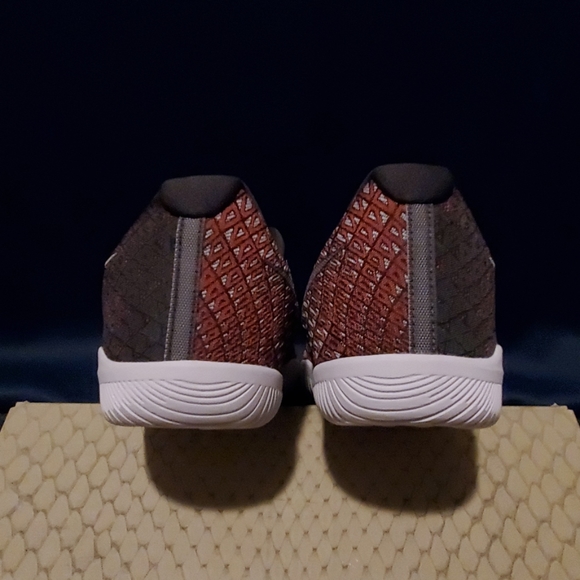 Men's Nike Mamba Instinct Basketball Shoe - Picture 3 of 6